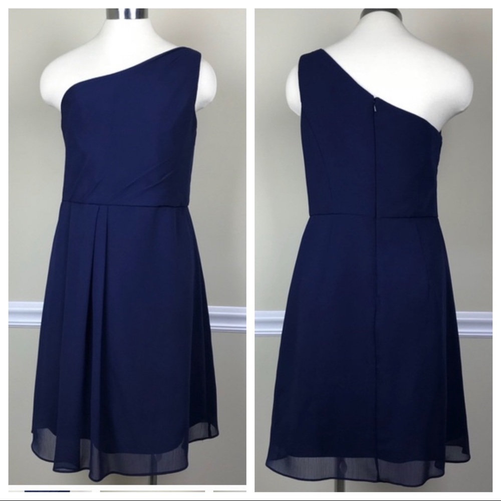 David’s Bridal Short One Shoulder Crinkle Chiffon Dress • Marine • 6